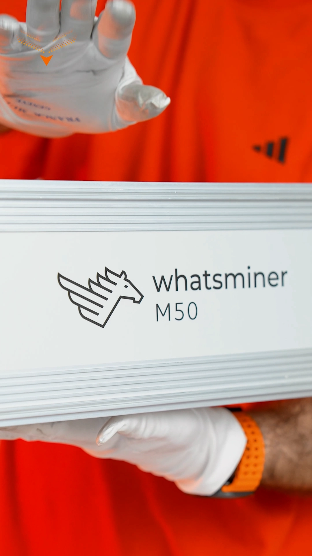 Unboxing Whatsminer M50